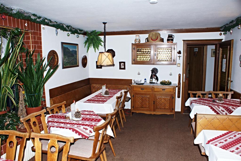 Pension Alpentraum Zell am See Room photo
