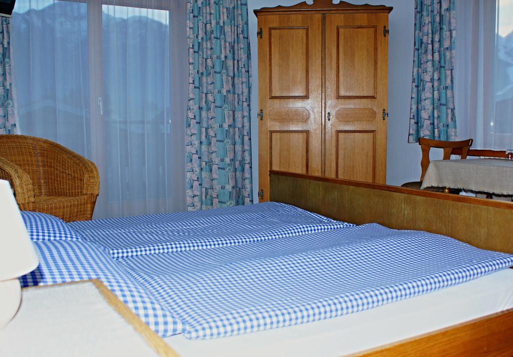 Pension Alpentraum Zell am See Room photo