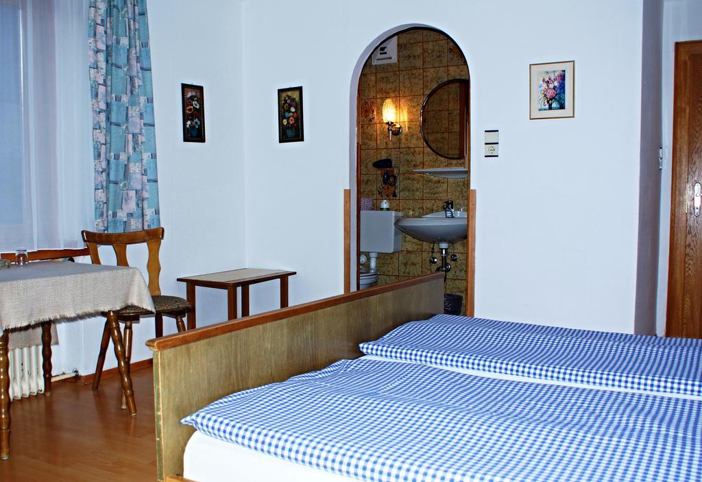 Pension Alpentraum Zell am See Room photo