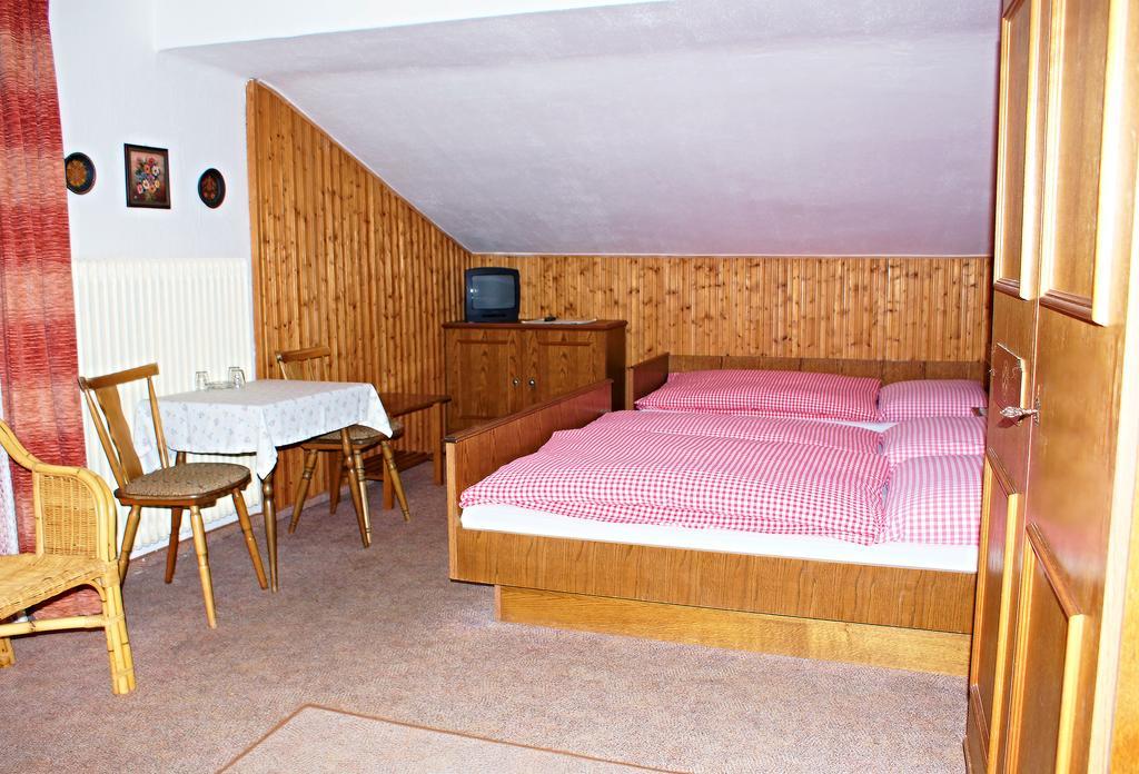 Pension Alpentraum Zell am See Room photo