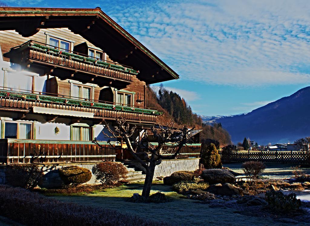 Pension Alpentraum Zell am See Exterior photo